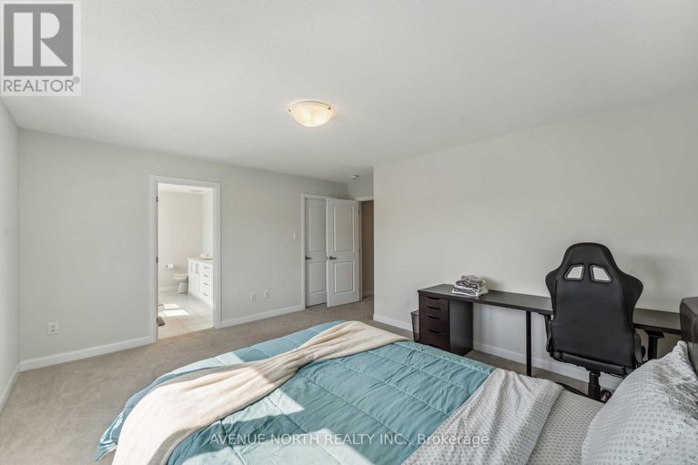 28247633/841-cappamore-drive/half-moon-bay/ottawa/ontario/K2J7C3_15