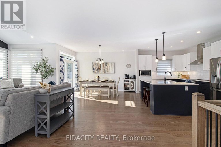 28939851/250-maygrass-way/remainder-of-stittsville-area/ottawa/ontario/K2S2K9_7