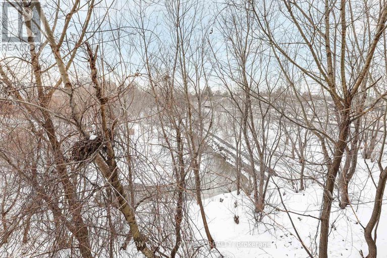 29373645/115-tall-pines-private/leslie-park/ottawa/ontario/K2H1H1_10