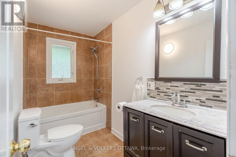 28821514/7321-snake-island-road/osgoode-twp-north-of-reg-rd-6/ottawa/ontario/K4P1N2_16