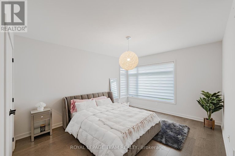 28358641/935-atrium-ridge/riverside-southgloucester-glen/ottawa/ontario/K4M0N9_39