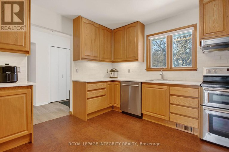 29434003/6054-fernbank-road/stittsville-south/ottawa/ontario/K2S1B6_10