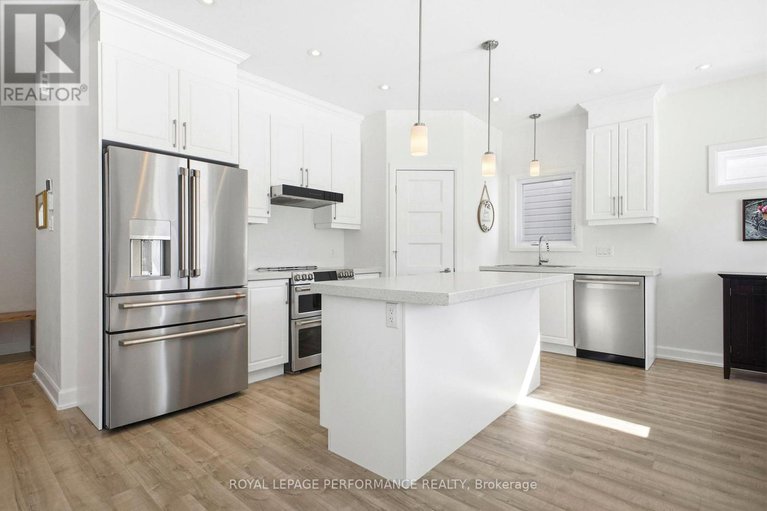 29401297/934-chablis-crescent/embrun/russell/ontario/K0A1W0_6