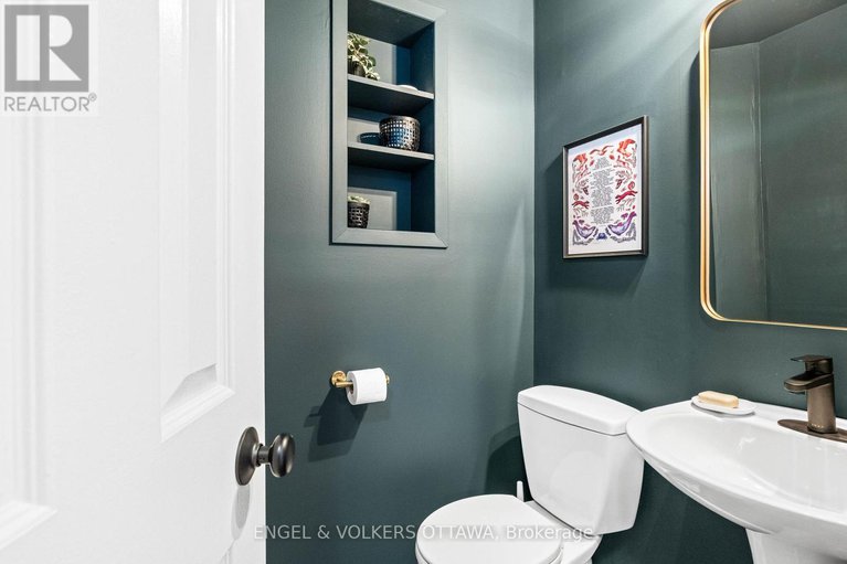 28507549/68-thornbury-crescent/centrepointe/ottawa/ontario/K2G6C4_17