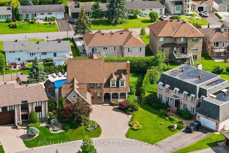 29645621/17-craigmohr-court/craig-henrywoodvale/ottawa/ontario/K2G4P9_44