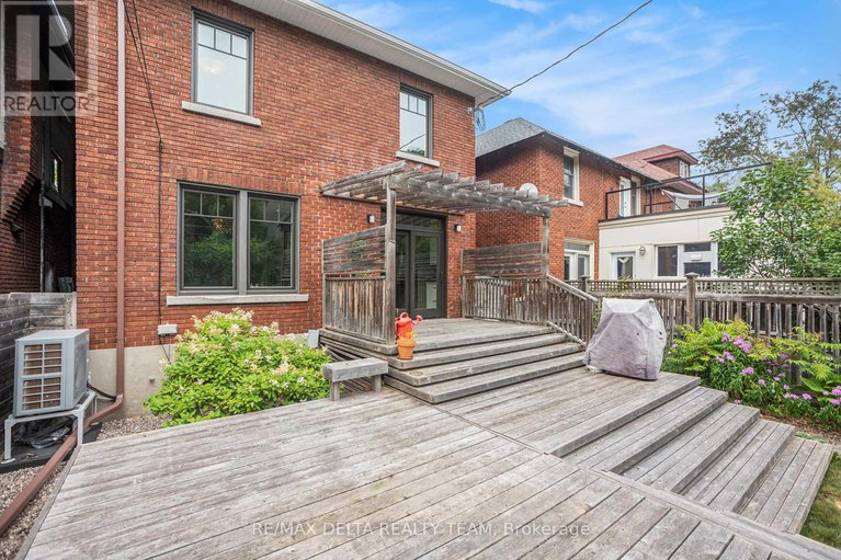 28702381/44-renfrew-avenue/glebe/ottawa/ontario/K1S1Z5_37