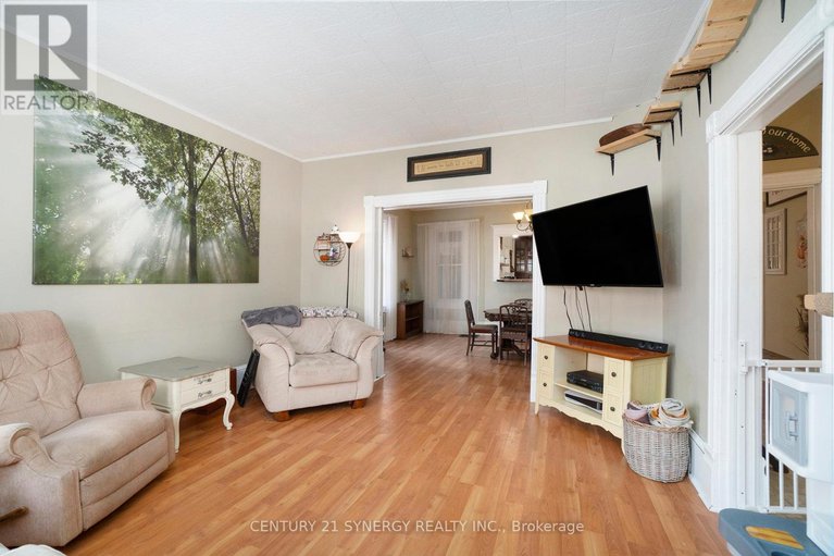 28845508/30-kensington-avenue/smiths-falls/smiths-falls/ontario/K7A2K5_6