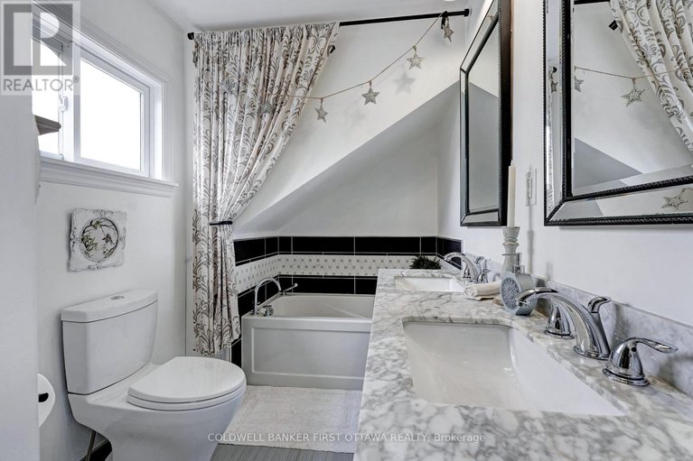 29613138/107-owen-street/lanark-highlands-lanark-village/lanark-highlands/ontario/K0G1K0_29