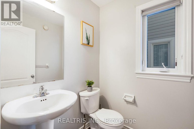 29374146/471-creekview-way/blossom-parkkemp-parkfindlay-creek/ottawa/ontario/K1T0J4_5