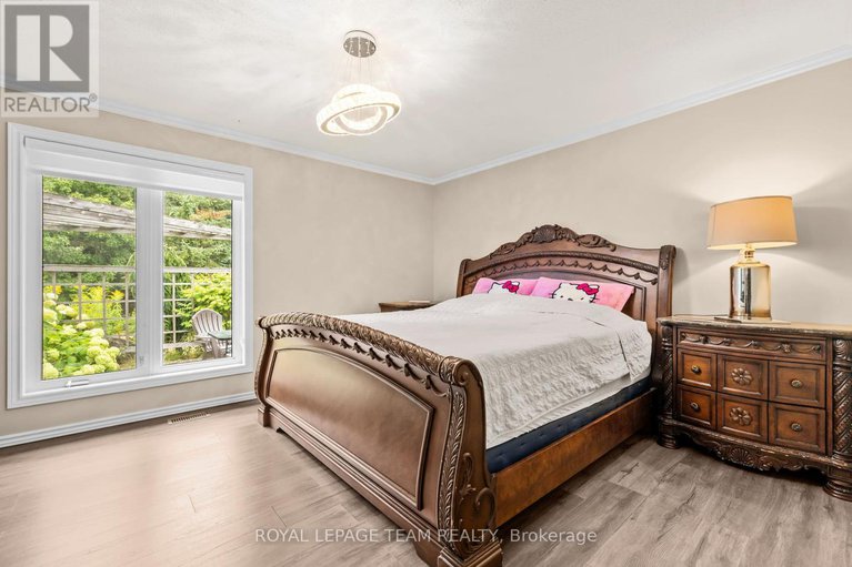 28760673/1280-ben-royal-avenue/greely/ottawa/ontario/K4P1A3_17