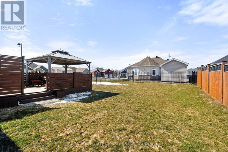 29533245/74-jim-brownell-boulevard/long-sault/south-stormont/ontario/K0C1P0_39