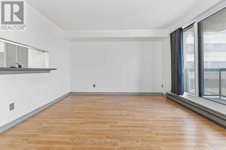 29585548/1602-199-kent-street-n/ottawa-centre/ottawa/ontario/K2P2K8_23
