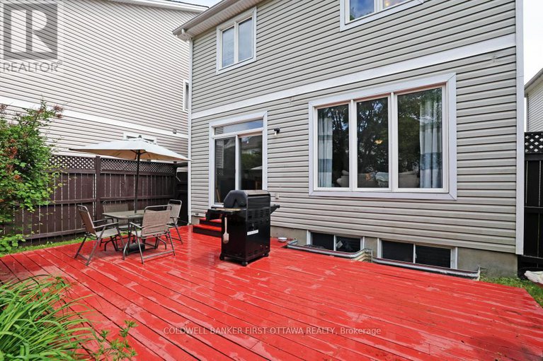 28505247/69-friendly-crescent/stittsville-south/ottawa/ontario/K2S2B6_30
