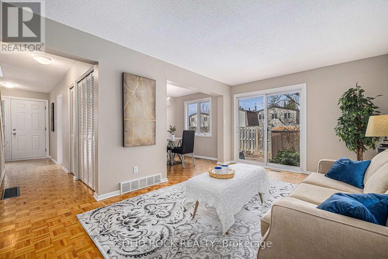 28181704/163-3290-southgate-road/south-keys/ottawa/ontario/K1V8X2_8