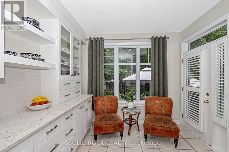 28578317/411-cache-bay-crescent-e/blossom-parkkemp-parkfindlay-creek/ottawa/ontario/K1T4H3_13