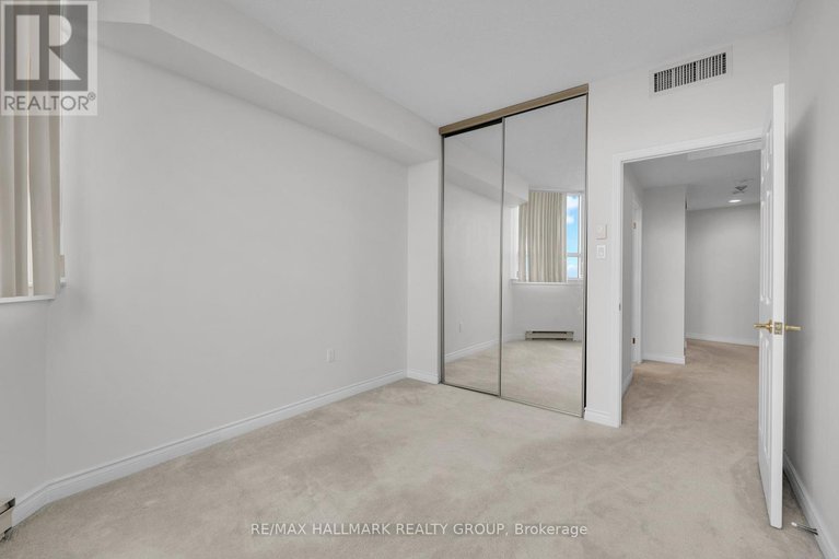 29183792/2204-1480-riverside-drive/riverview-park/ottawa/ontario/K1G5H2_23