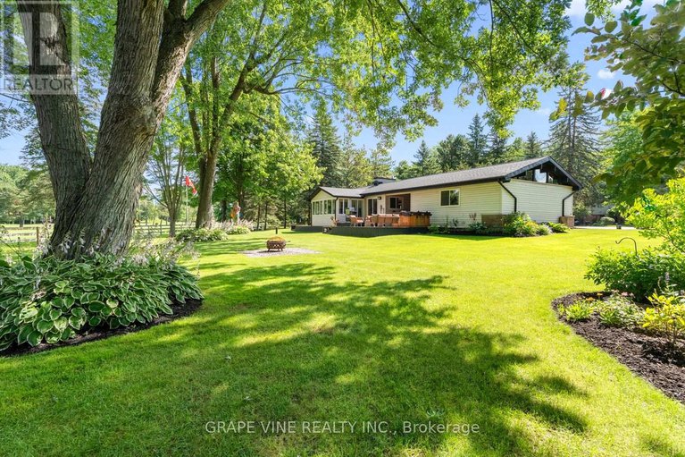 28643914/6486-woodland-place/manotick-south-to-roger-stevens/ottawa/ontario/K4M1B3_31