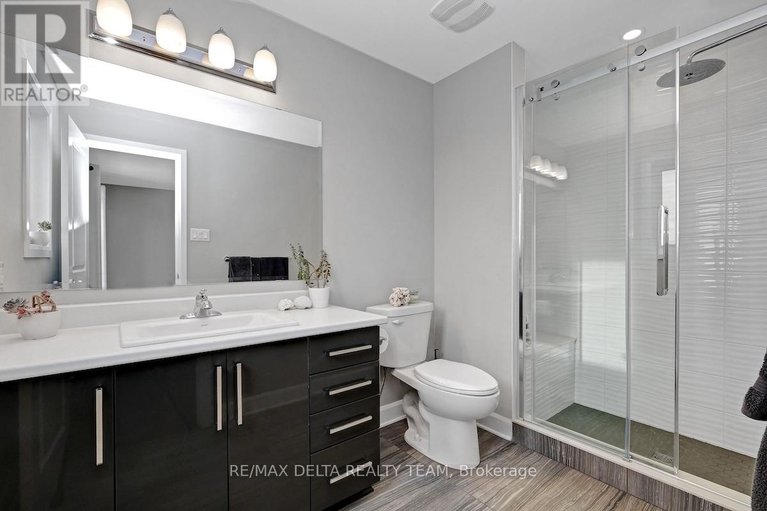 29444417/259-mountain-sorrel-way/avalon-west/ottawa/ontario/K4A1H5_44