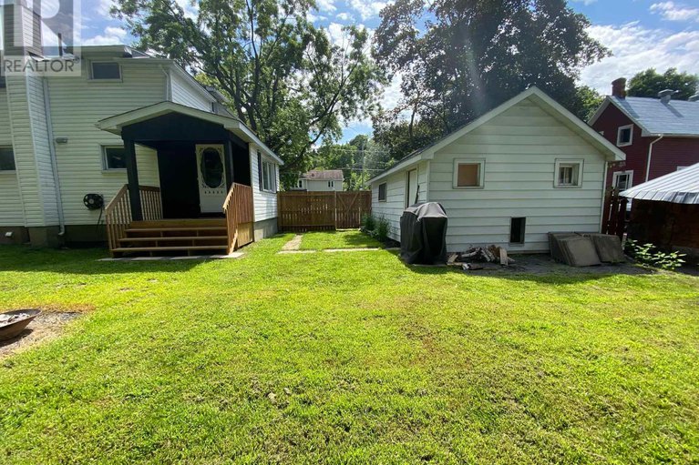 29449500/2545-market-street/cumberland-village/ottawa/ontario/K4C1A4_10