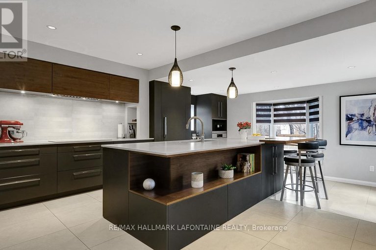 29593961/1288-turner-crescent/bilberry-creekqueenswood-heights/ottawa/ontario/K1E2Y4_11