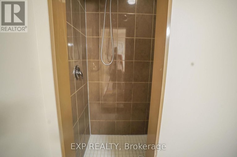 29494156/229-cayman-road/stittsville-north/ottawa/ontario/K2S0N8_10