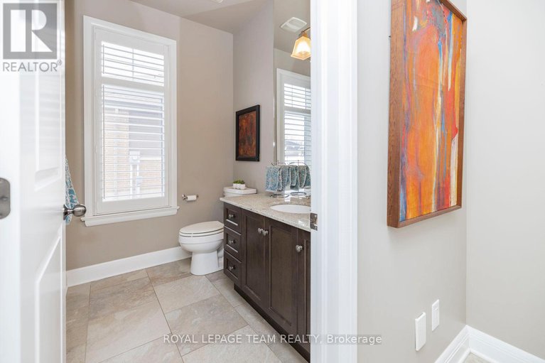 28933926/213-cabrelle-place-e/manotick-village-manotick-estates/ottawa/ontario/K4M0A9_19