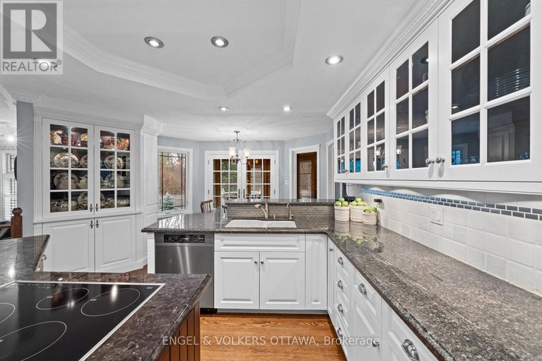 29626257/19-kimmins-court/beaverbrook/ottawa/ontario/K2K2M4_14