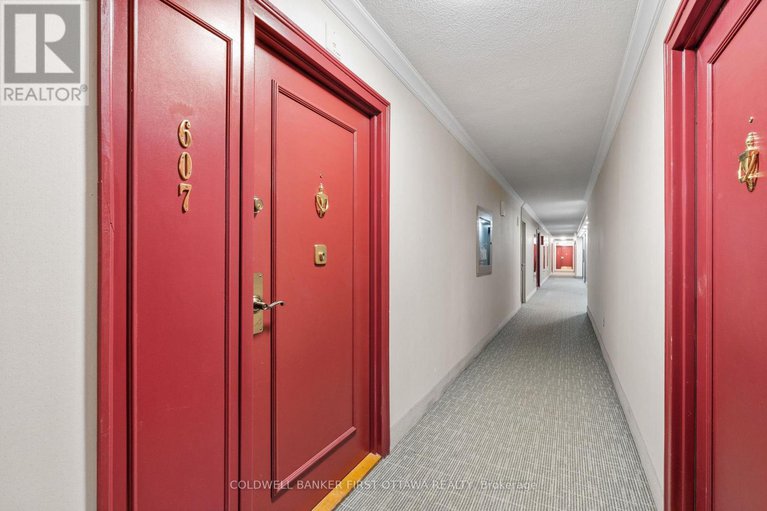 28477843/607-1025-richmond-road/woodroffe/ottawa/ontario/K2B8G8_19