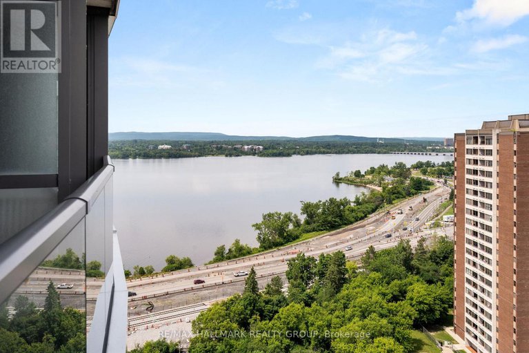 28587963/1906-485-richmond-road/westboro-west/ottawa/ontario/K2A3W9_25