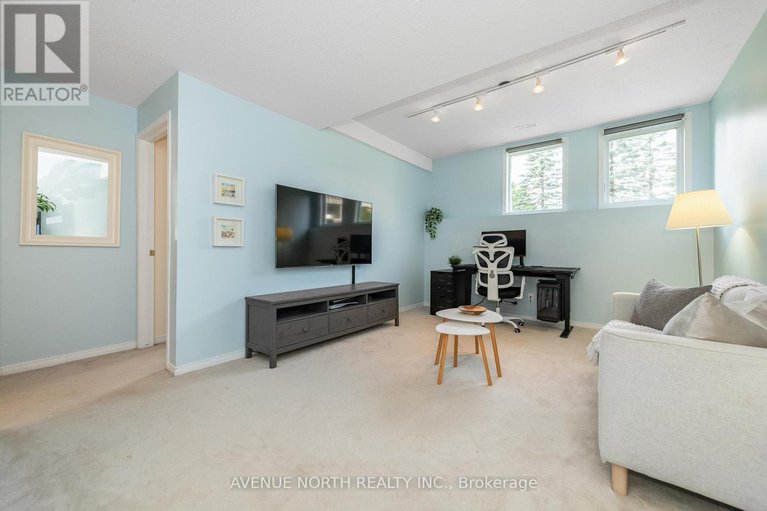 28786730/225-gladeview-private/upper-hunt-club/ottawa/ontario/K1T4A7_18
