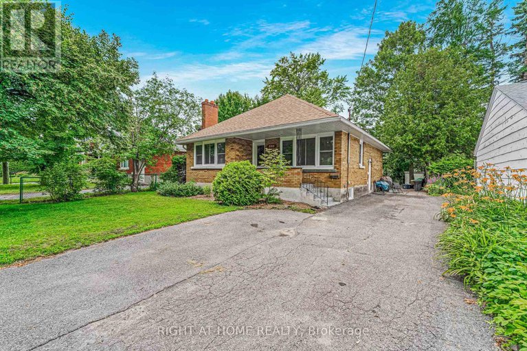 28334647/2216-prospect-avenue/alta-vista/ottawa/ontario/K1H7G3_2