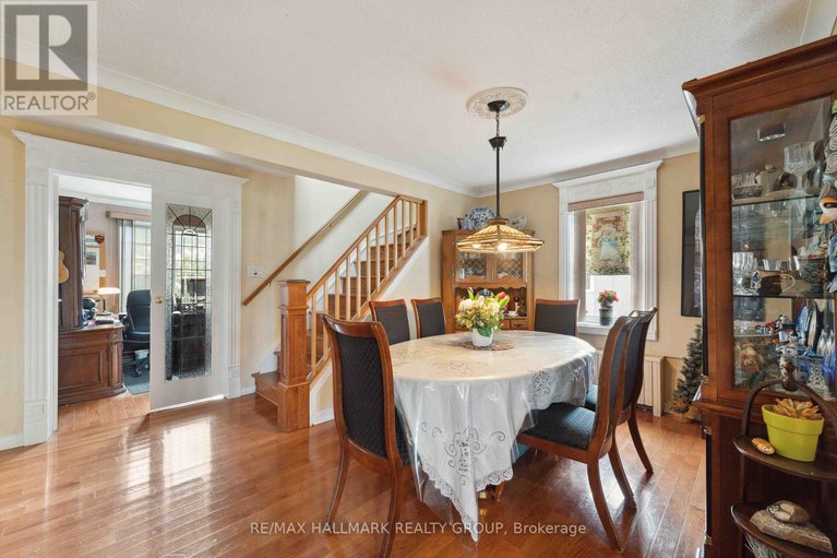 28534740/431-blake-boulevard/vanier/ottawa/ontario/K1K1A9_12