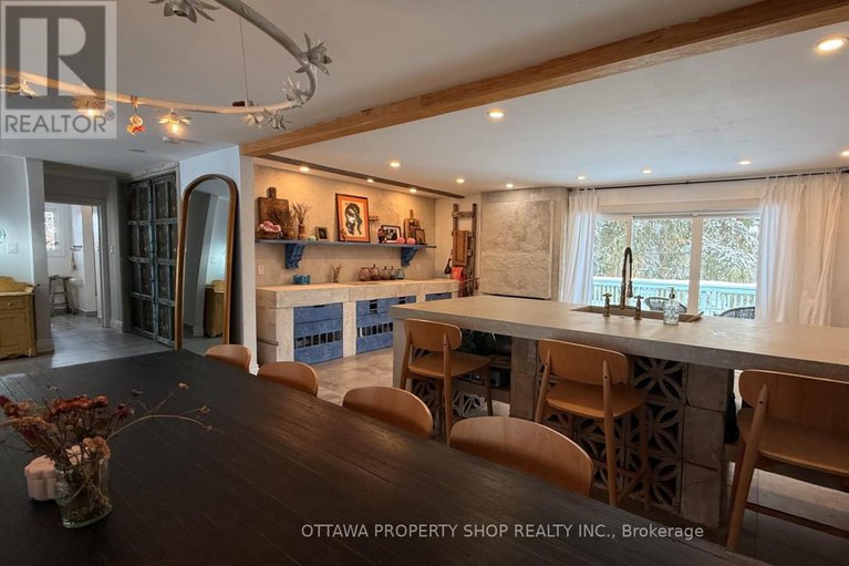 29406769/33-rutherford-crescent/beaverbrook/ottawa/ontario/K2K1N1_15