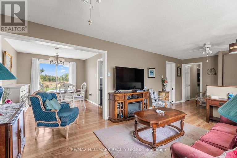 28324388/3756-dunrobin-road/dunrobin-shores/ottawa/ontario/K0A3M0_11
