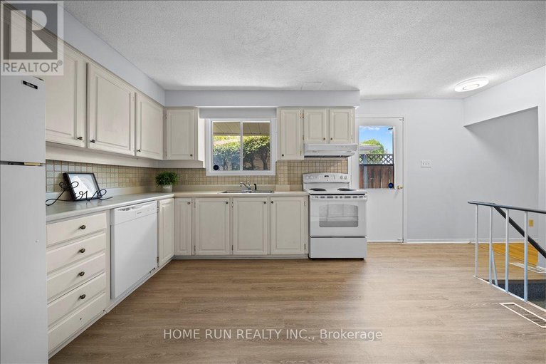 29444216/685-farmington-avenue/riverside-park-south/ottawa/ontario/K1V7H4_28