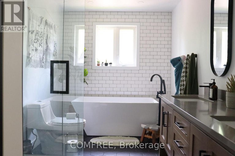 28468033/1145-du-golf-road/clarencerockland-twp/clarence-rockland/ontario/K0A1N0_16
