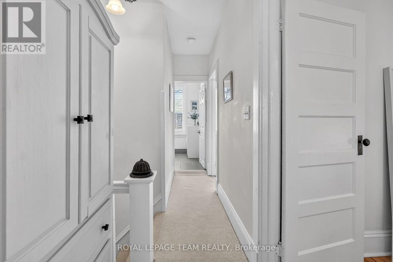 29676795/140-aylmer-avenue-sw/old-ottawa-south/ottawa/ontario/K1S2Y2_26