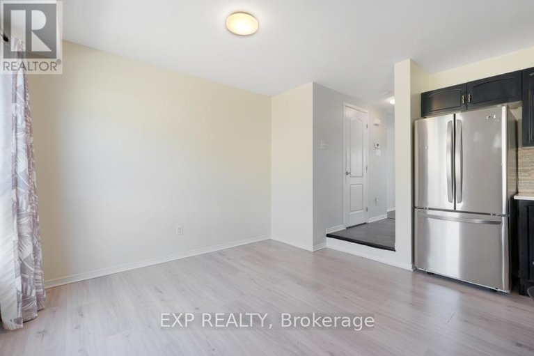 29636685/d-3705-riverbreeze-street/half-moon-bay/ottawa/ontario/K2J0S1_16