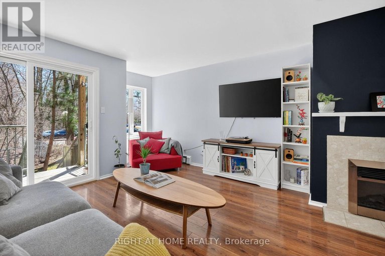 29676442/43-crispin-private/manor-park/ottawa/ontario/K1K2T7_13