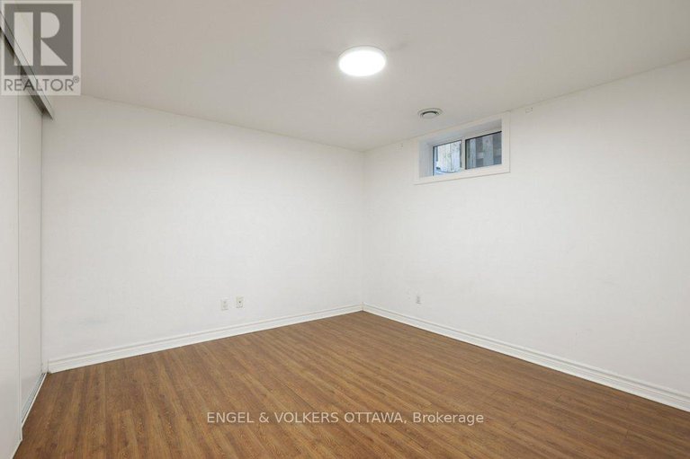 28561500/919-bermuda-avenue/carson-meadows/ottawa/ontario/K1K0V8_23