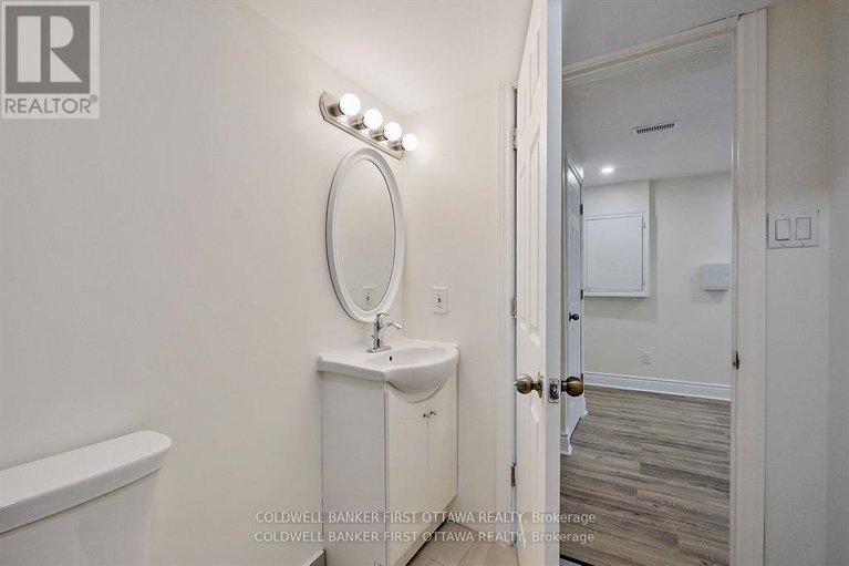 28737270/107-columbia-avenue/hunt-club/ottawa/ontario/K1V1Z3_46