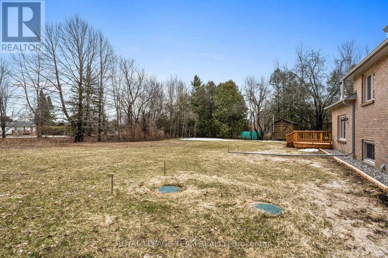 29629893/6584-harvest-grove-drive/greely/ottawa/ontario/K4P1E9_40