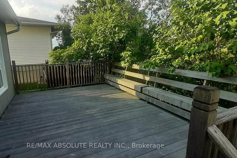 29414978/366-charron-street/town-of-rockland/clarence-rockland/ontario/K4K1B2_23