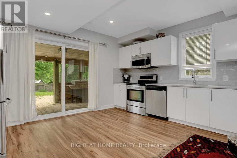 28499567/498-landswood-way/stittsville-south/ottawa/ontario/K2S0A5_38