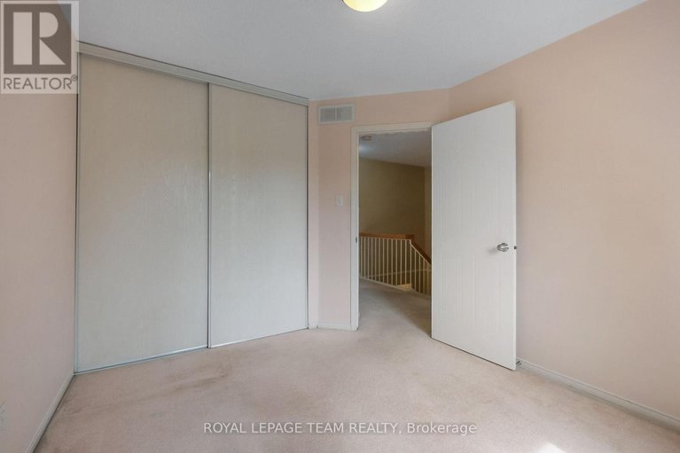 29089412/6201-arbourwood-drive/chapel-hill/ottawa/ontario/K1C7L6_33