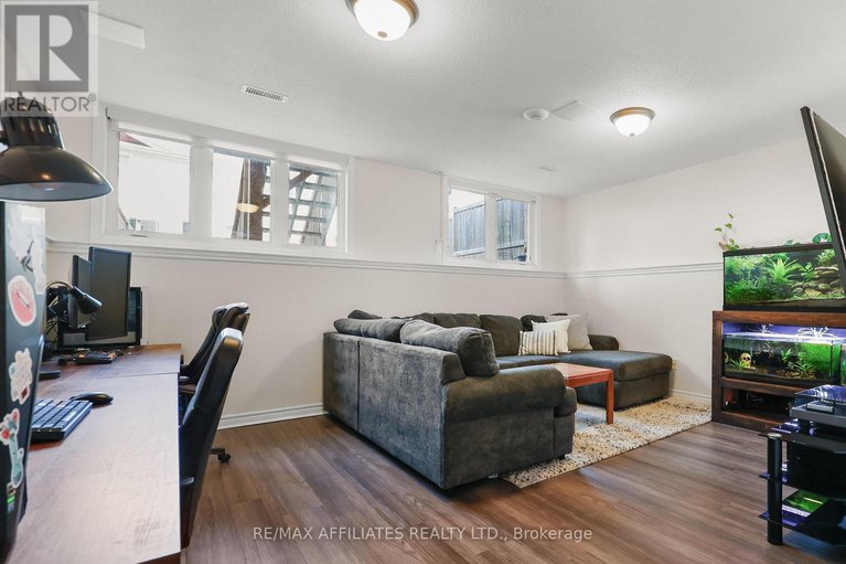 28733724/386-ann-street/almonte/mississippi-mills/ontario/K0A1A0_20
