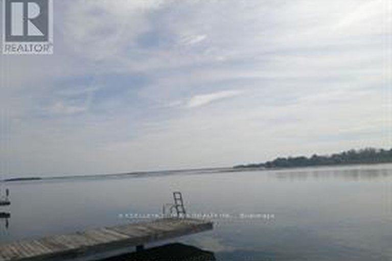 29605196/6803-st-louis-point-road-s/south-glengarry-charlottenburgh-twp/south-glengarry/ontario/K0C2E0_7