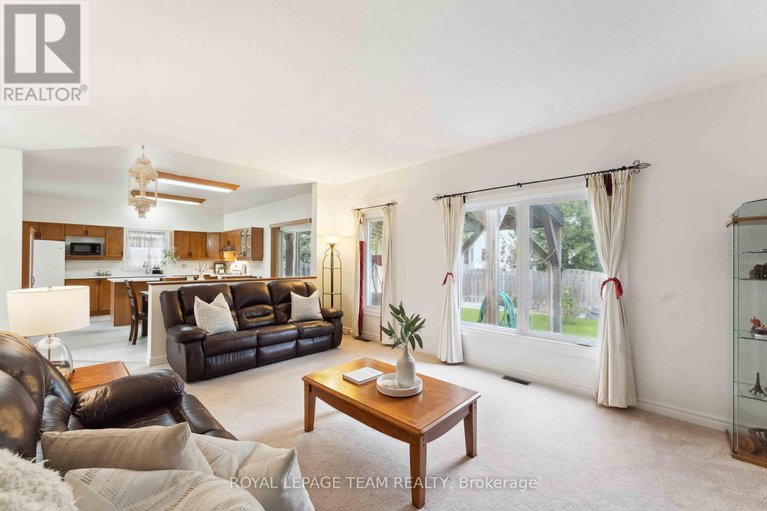 28720844/39-vermont-avenue/barrhaven-east/ottawa/ontario/K2G6M2_13