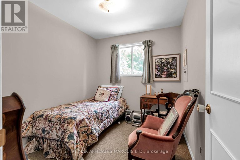 28532013/20824-south-service-road/south-glengarry-lancaster-twp/south-glengarry/ontario/K0C1N0_41
