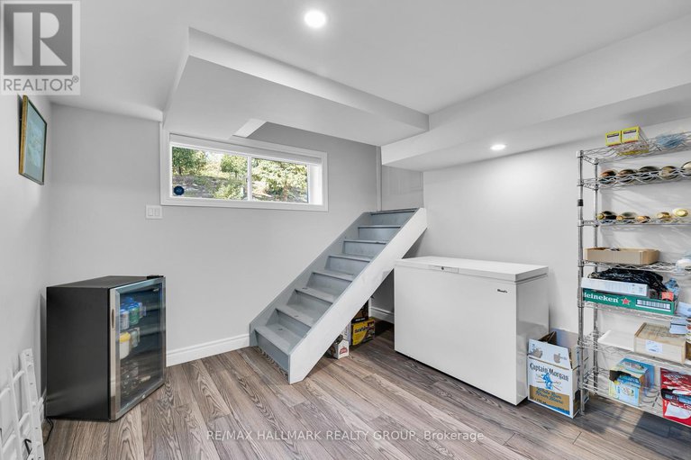 28989053/118-queensline-drive/bruce-farmgraham-parkqualicumbellands/ottawa/ontario/K2H7J5_42